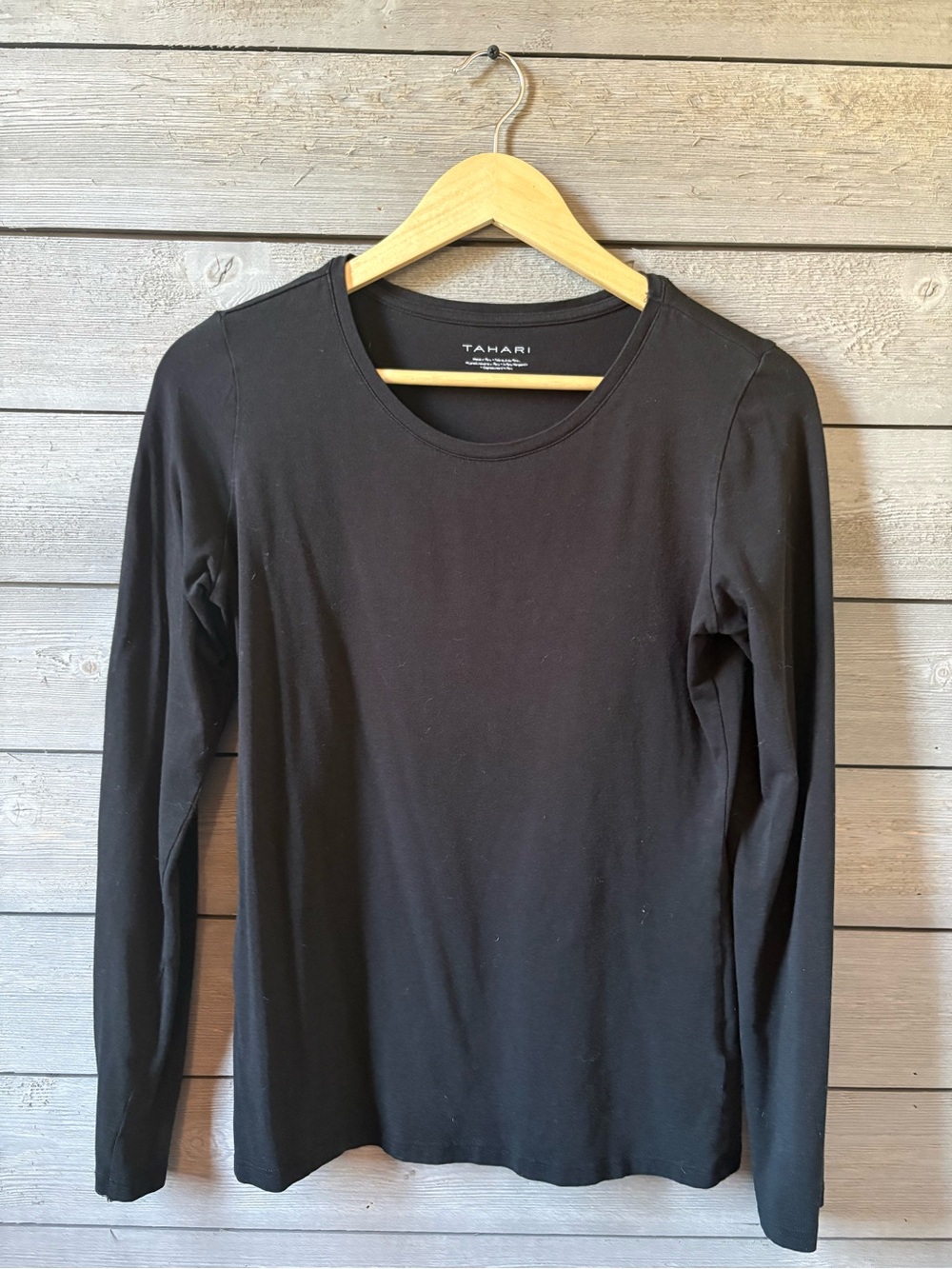 Tahari Black Crewneck Long Sleeve Top - Picture 2 of 5
